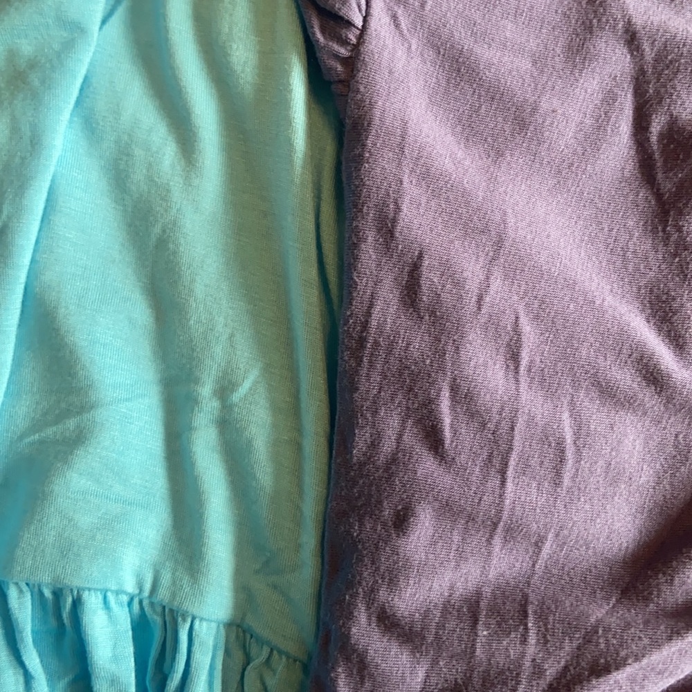 Two dresses - Picture 3 of 3